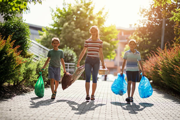 Best Yard Waste Removal  in El Valle De Arroyo Seco, NM